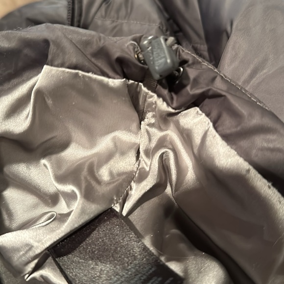 Ladies Northface Winter Jacket - Picture 8 of 9